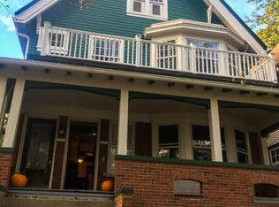 3203 W Juneau Ave, Milwaukee, WI 53208