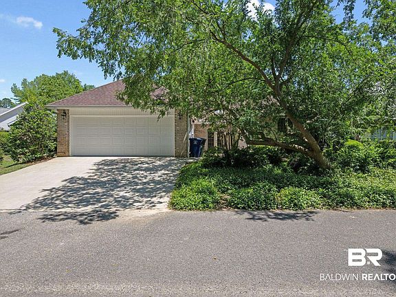 4th image of 313 Savannah Cir