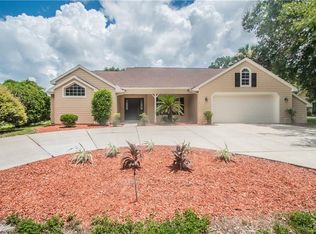 31 Pine Dr, Homosassa, FL 34446