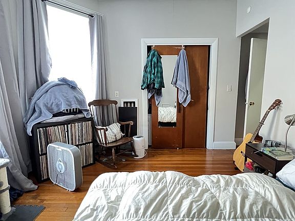 landlord_unit_photo_65107601_2