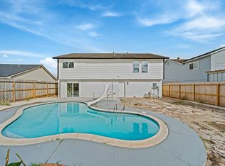 713 Sugar Hill Dr, La Porte, TX 77571