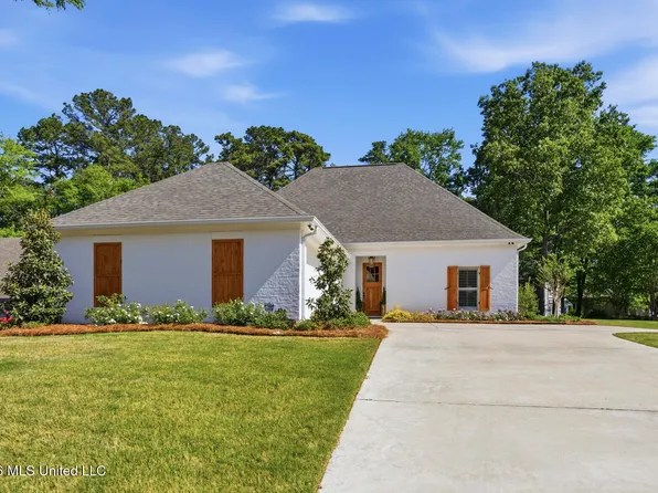 304 Fairway Cv, Brandon, MS 39047