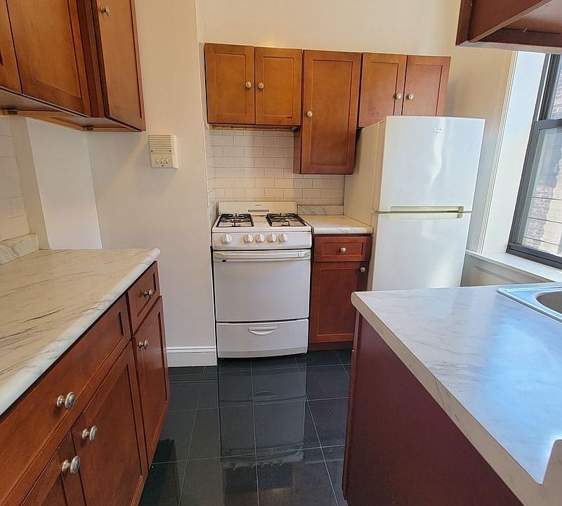 1st image of 3754 81st St APT 4B