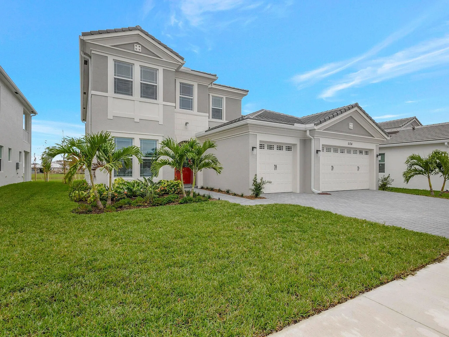 7 bed, 5.5 bath, 4314 sqft, $4,950 — Photo 2