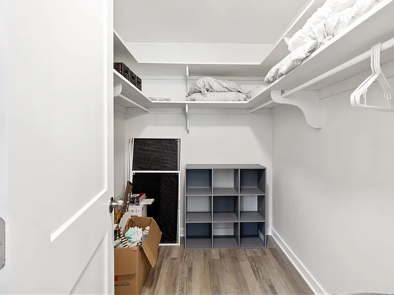 526 Conrad Rd — Photo 17