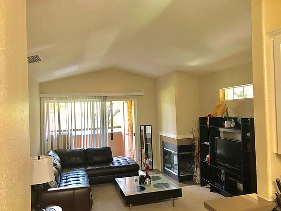 2nd image of 2816 Grasslands Dr APT 2722