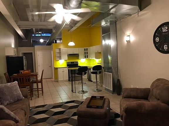 4th image of 1117 Douglas Ave Unit 114