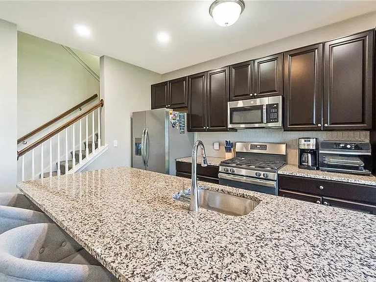 1419 Black Forest Dr — Photo 14