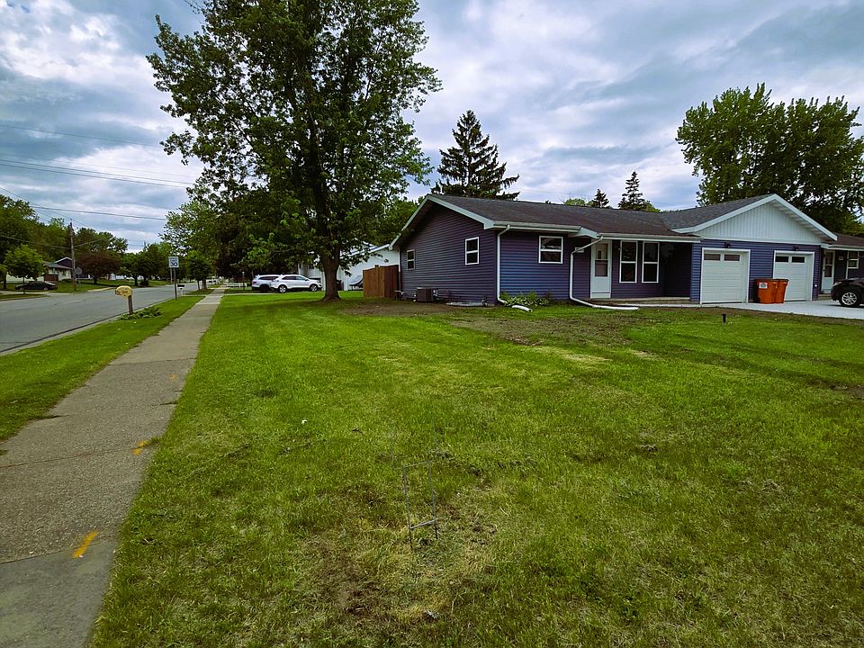 View of Front and Side Yard