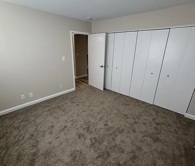 W164N8835 Mill St #B — Photo 12
