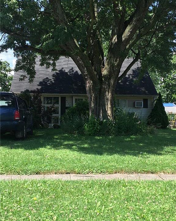 1st image of 4150 Woodmere Dr