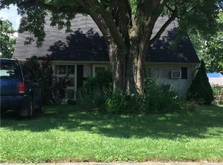 4150 Woodmere Dr, Youngstown, OH