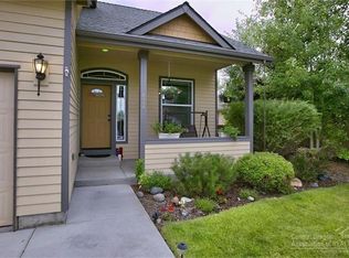 2924 SW Obsidian Ln, Redmond, OR 97756