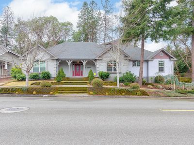 2266 Haviland Dr, Grants Pass, OR, 97527