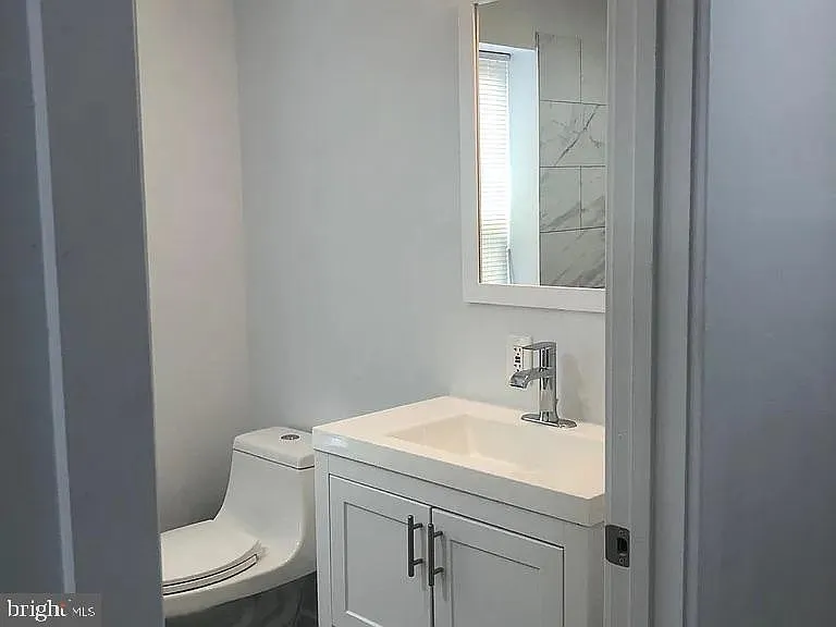 2904 Poplar St #3 — Photo 5