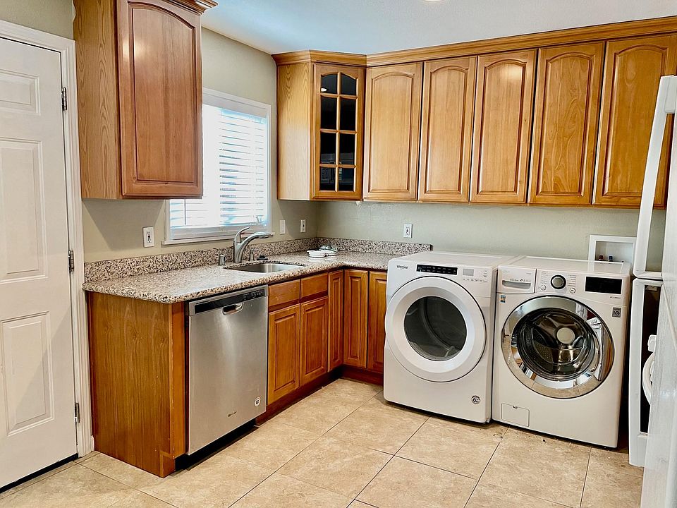1st image of 2754 79th Ave APT 1