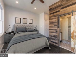 2218 Reed St, Philadelphia, PA 19146