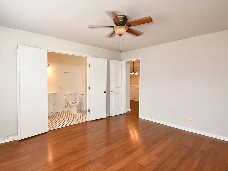 102 Chesterfield Ln #201 — Photo 21