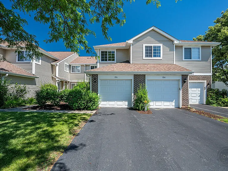1136 E Cambria Ln S #1136 — Photo 1