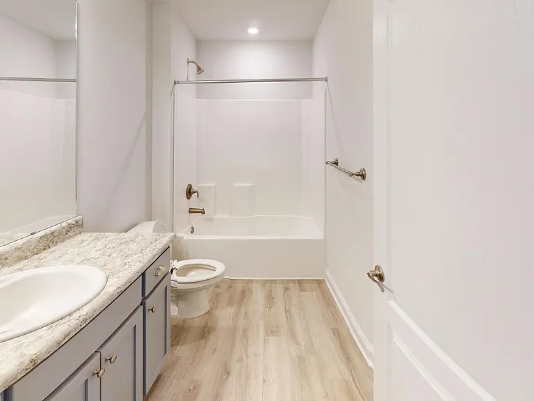 5184 Regalo Dr — Photo 7