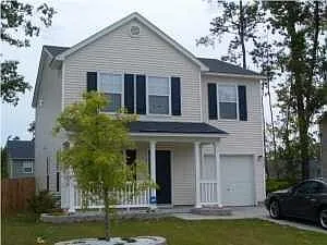 Photo 1 of 1 - 5142 Thornton Dr - Summerville, SC Primary Photo - 5142 Thornton Dr