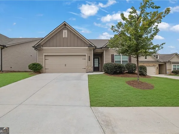 228 Dorothy Ln, Lawrenceville, GA 30046