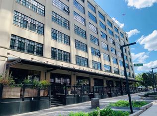 1400 NW Irving St APT 328, Portland, OR 97209