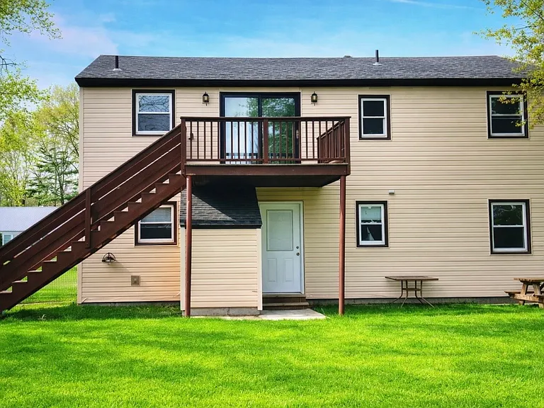 107 Crescent Dr — Photo 6