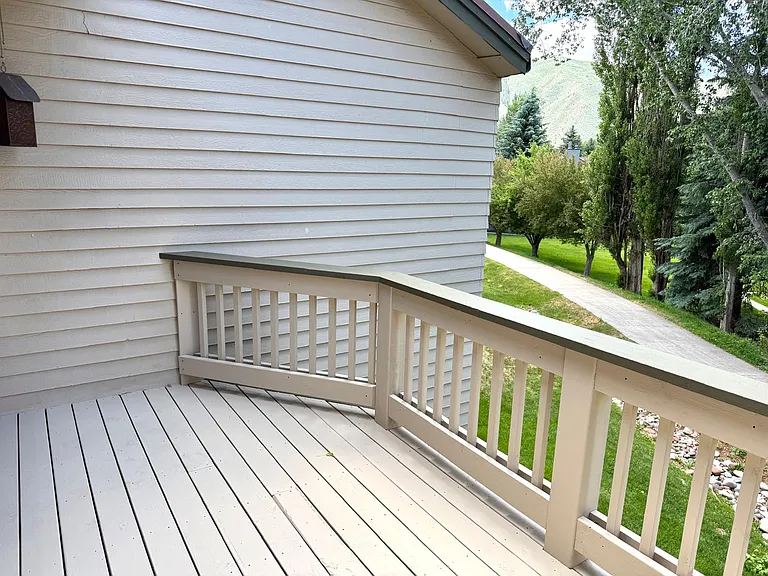 Arbor Park Dr — Photo 2