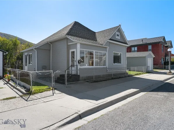 615 E 4th St, Anaconda, MT 59711
