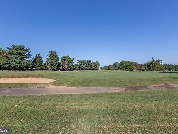2nd image of 100 Vance Dr