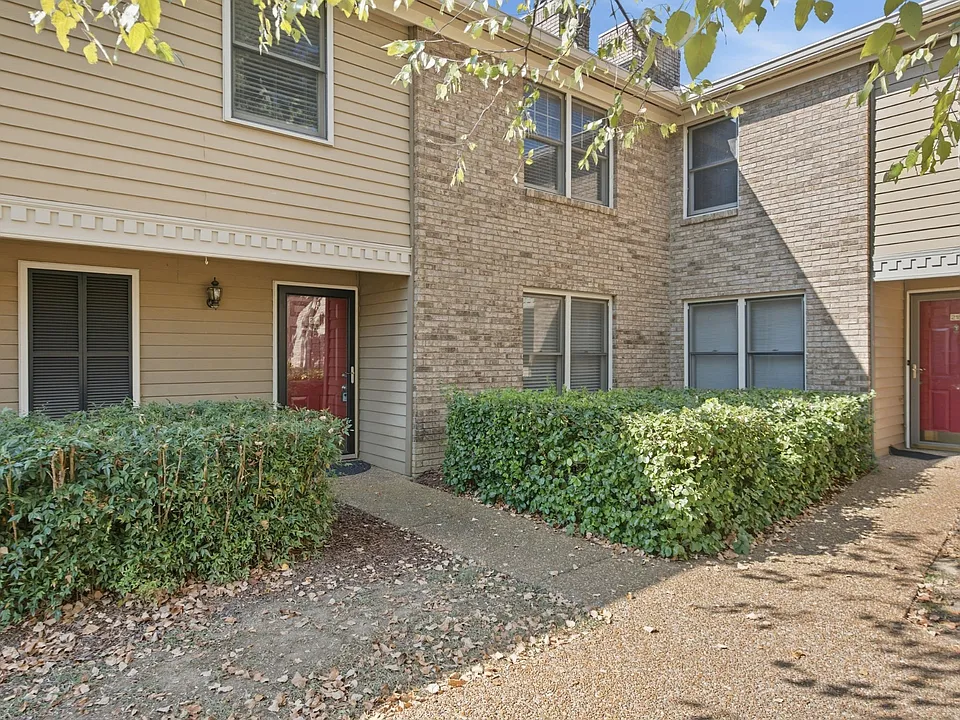219 Westfield Dr