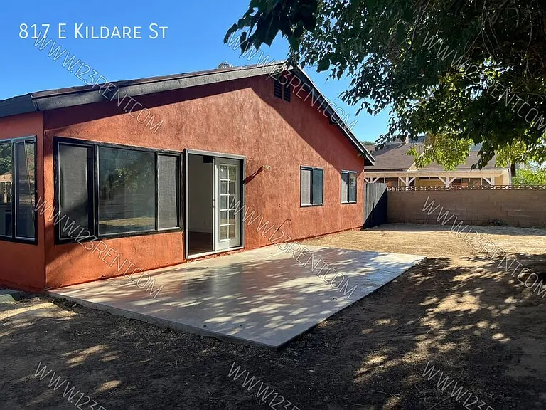 817 E Kildare St — Photo 25