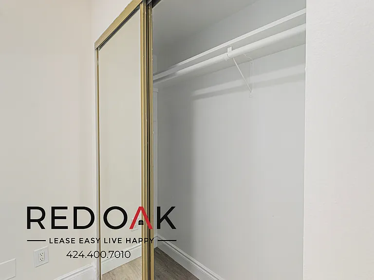 6928 Agnes Ave #2 — Photo 18