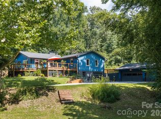 234 Carnelian Dr, Fletcher, NC 28732