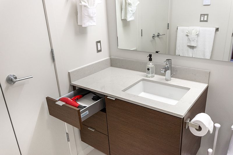 Victoria Apartment for rent - 1 Bedroom — photo 33
