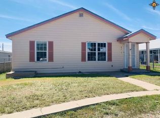 2415 Bonita St, Carlsbad, NM 88220