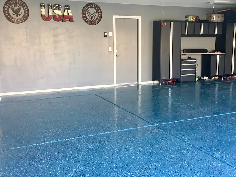 3 Car Garage