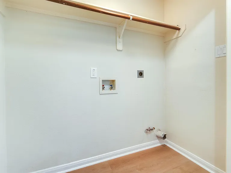 6702 Albion Crescent Dr — Photo 22