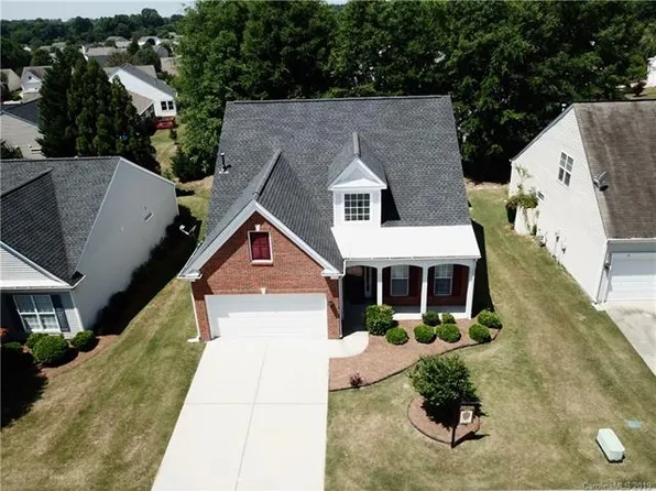 9532 Kestral Ridge Dr, Charlotte, NC 28269