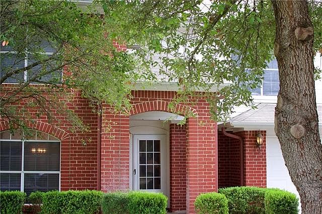 1st image of 903 Parkcrest Ct