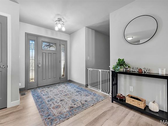 2nd image of 105 Providence Ridge Ct