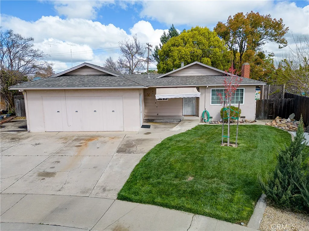 2117 Dee Ct photo 1