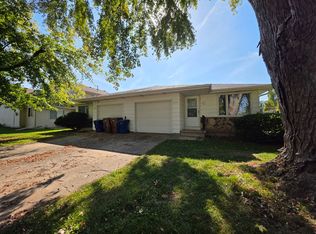 1527-1529 Greendale St, Menasha, WI 54952