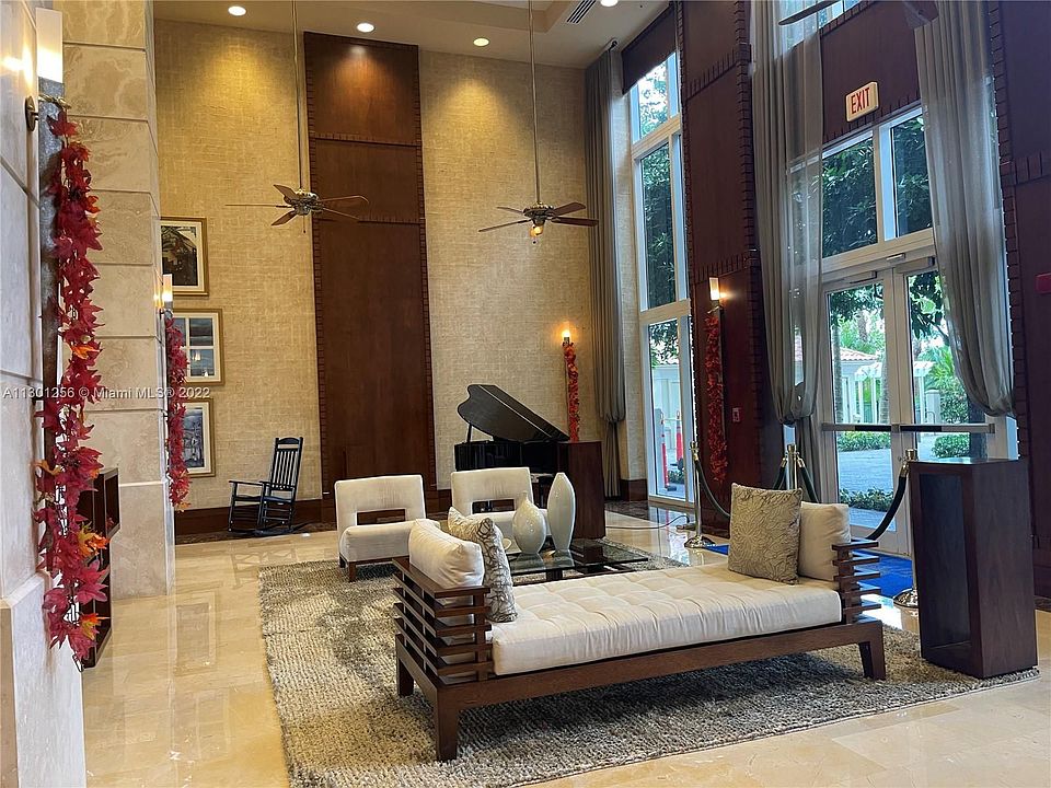 1st image of 19501 W Country Club Dr APT 2106
