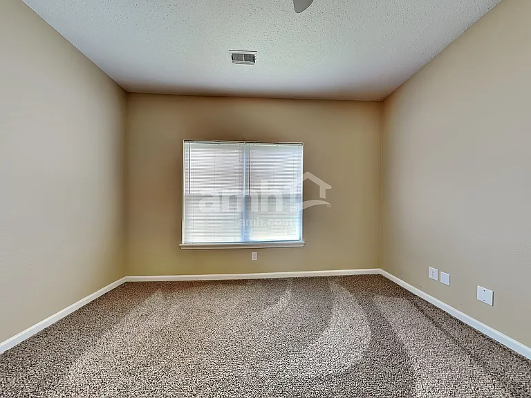 1472 Egret Ln — Photo 11