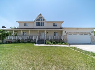 190 E 600 N, Ferron, UT 84523