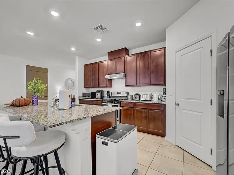 7058 Baza Ave — Photo 13