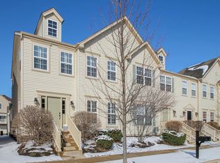 N312 Dooley Dr, Geneva, IL 60134