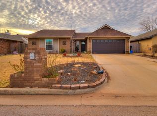 3817 Regatta Rd, Yukon, OK 73099